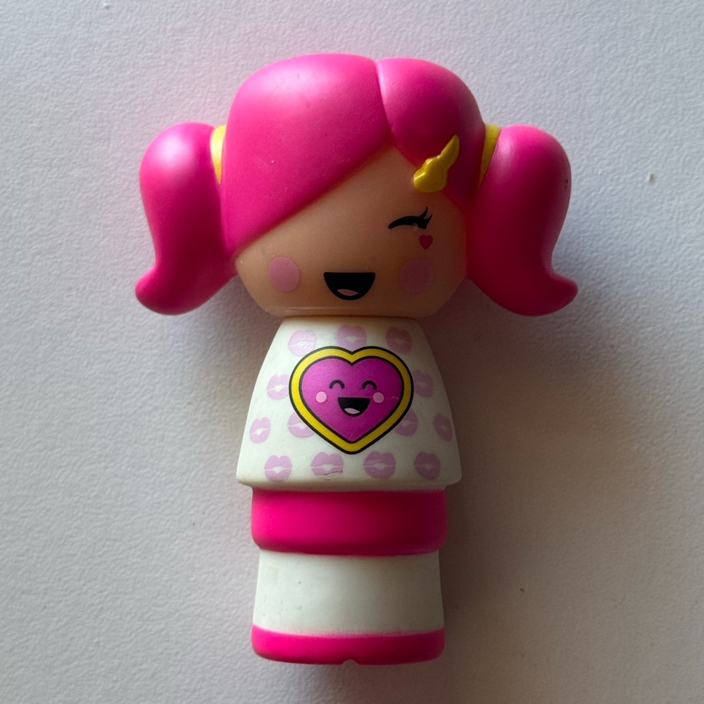MGA Pink and White Moxie Girlz Figurine with Heart Design
